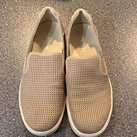 OluKai Other - OluKai Men's Lae'ahi Slip-on Shoes - size 10